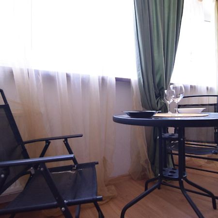 Studio In The Center Of Bucarest Esterno foto