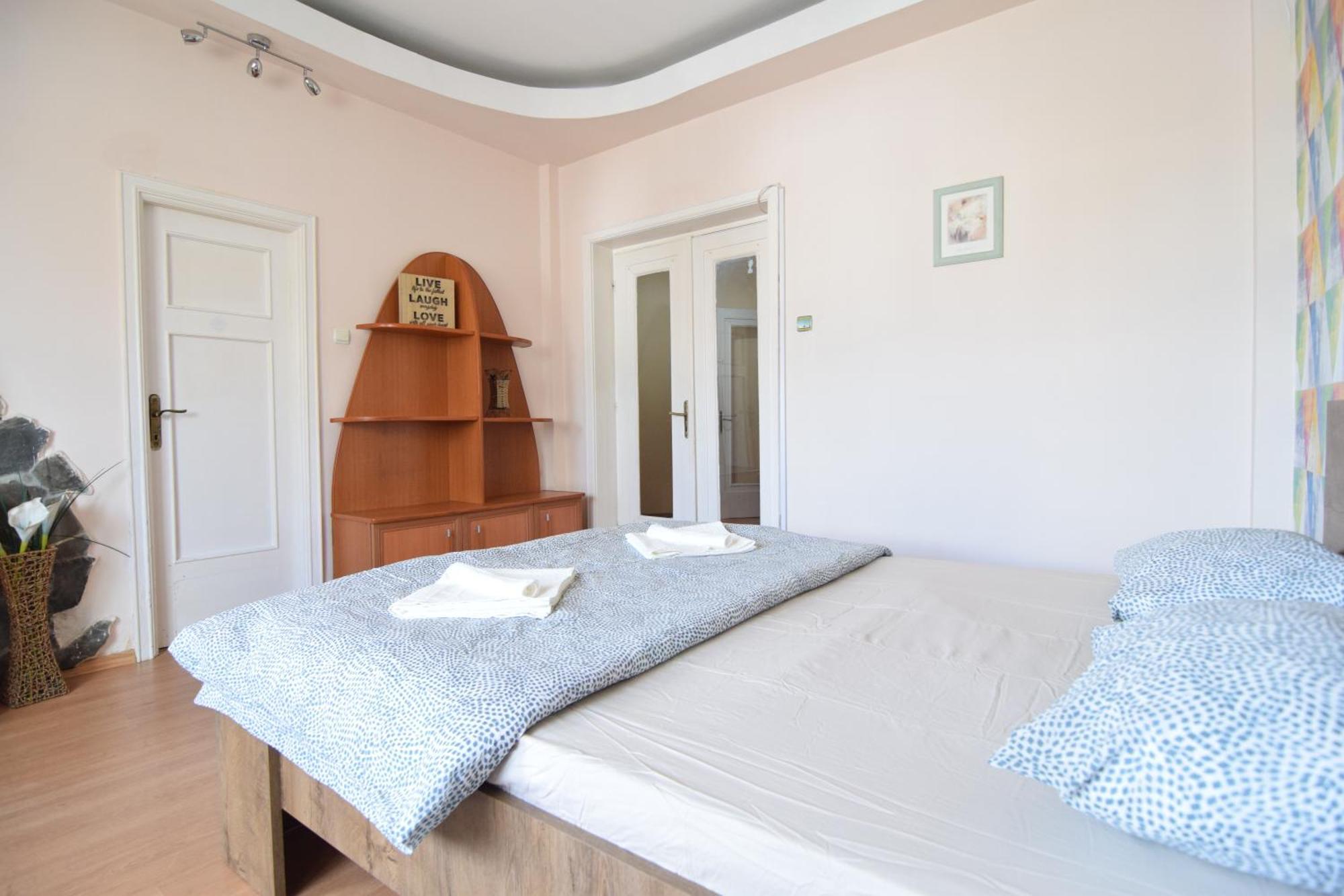 Studio In The Center Of Bucarest Esterno foto